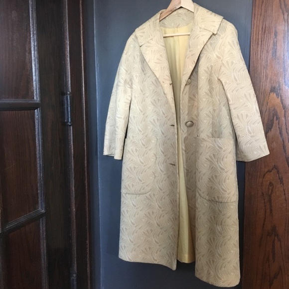Gorgeous Vintage Coat - Picture 1 of 4